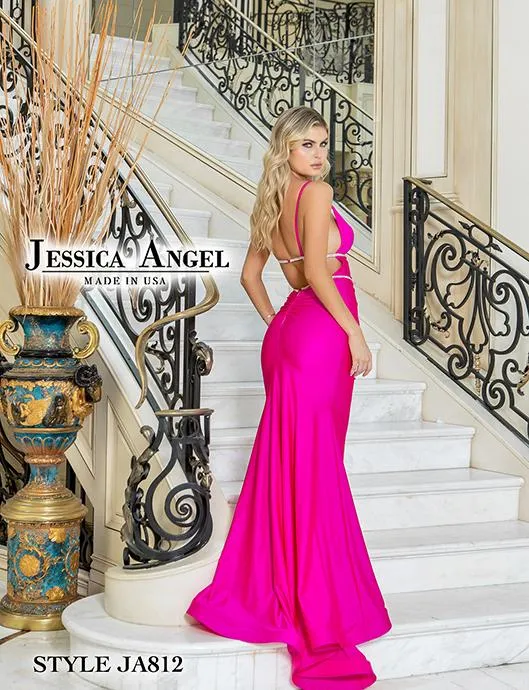 812 Jessica Angel (Curve)