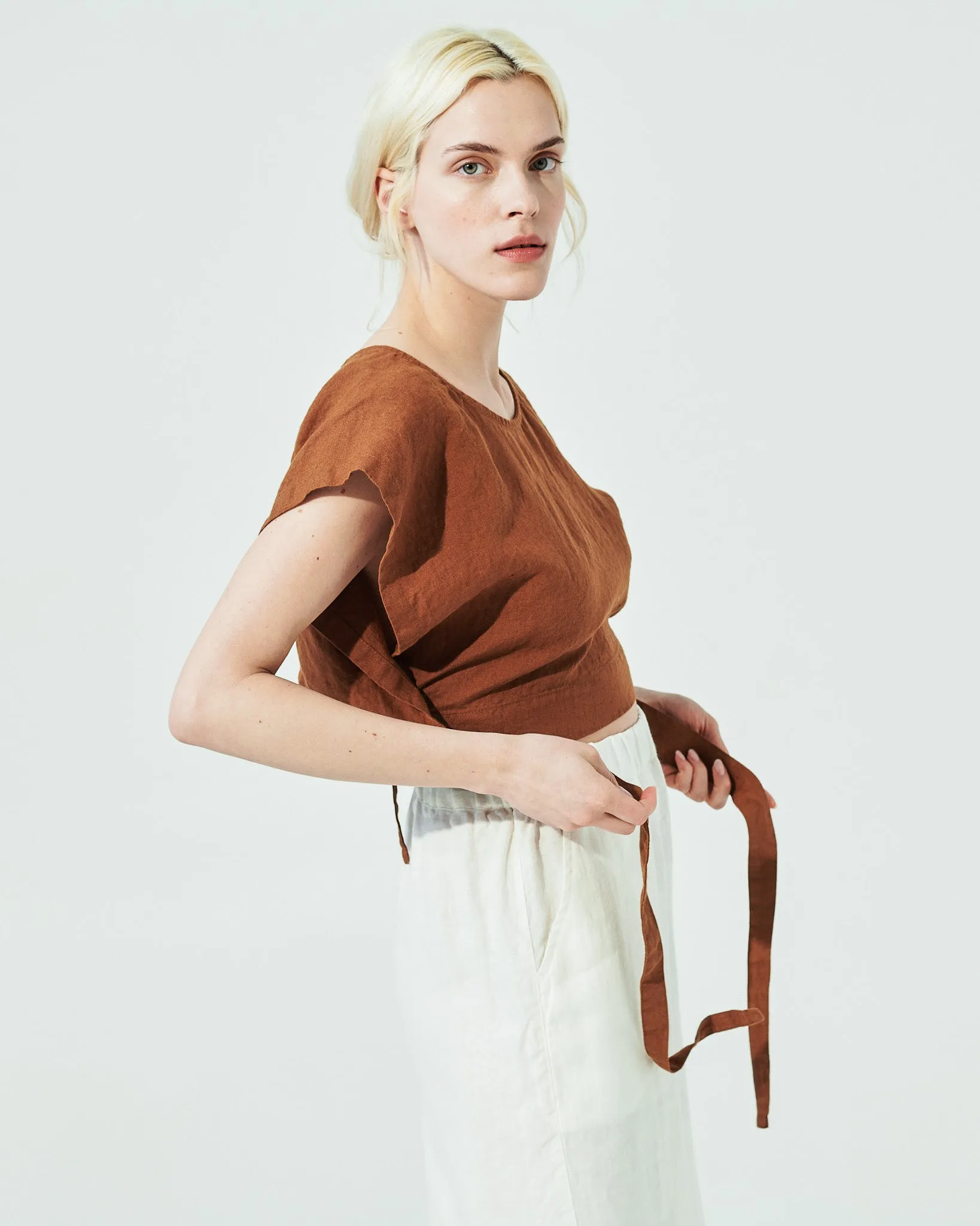 AUGUSTINE cropped linen wrap top (SS24)