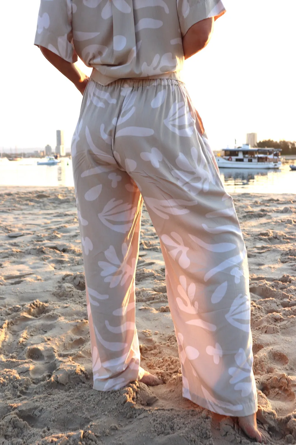 Lighthouse Pants in Reef Taupe