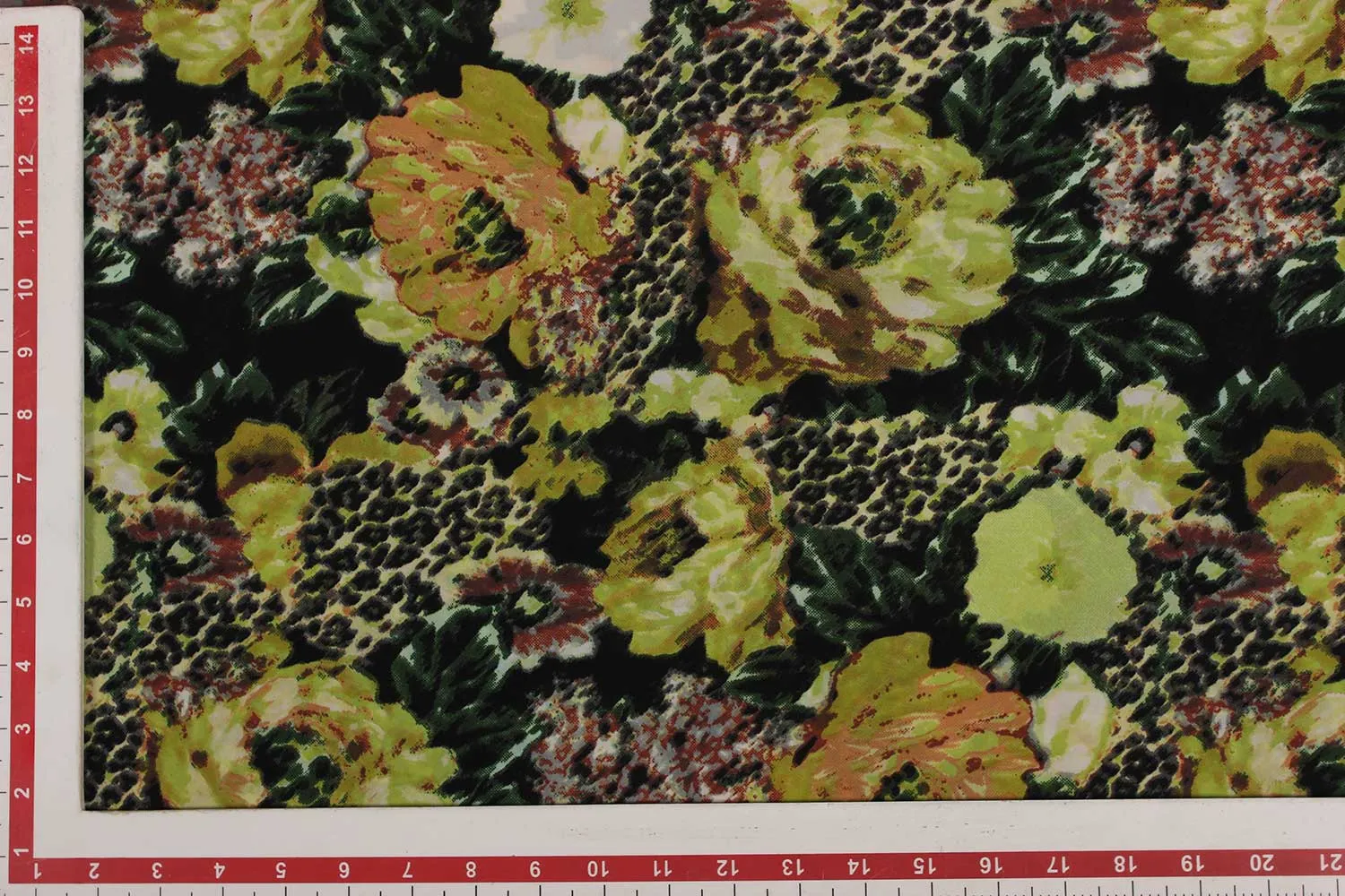 Multicolor Polyester Crepe Fabric