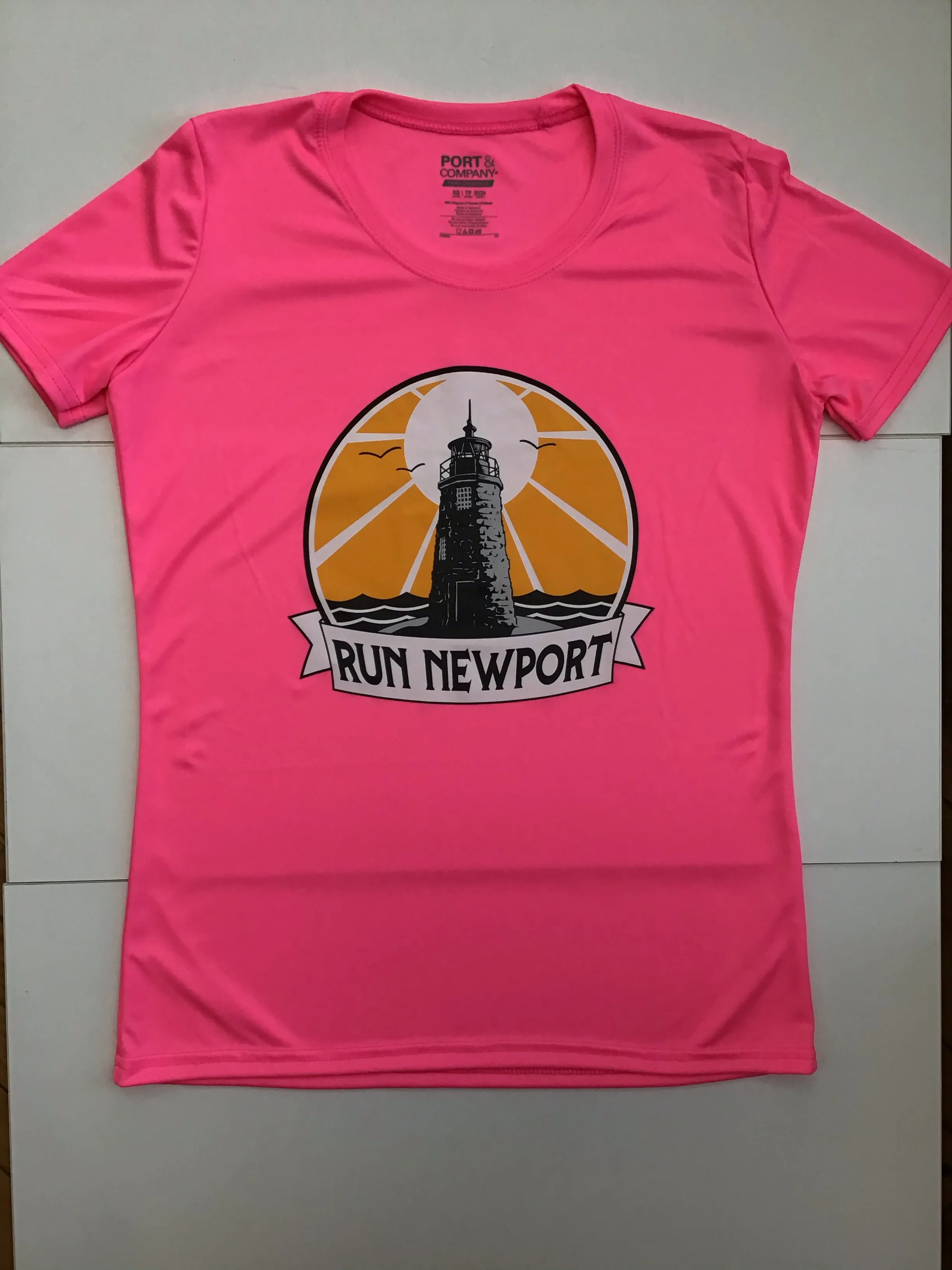 Run Newport Women's Tech-T Lighthouse