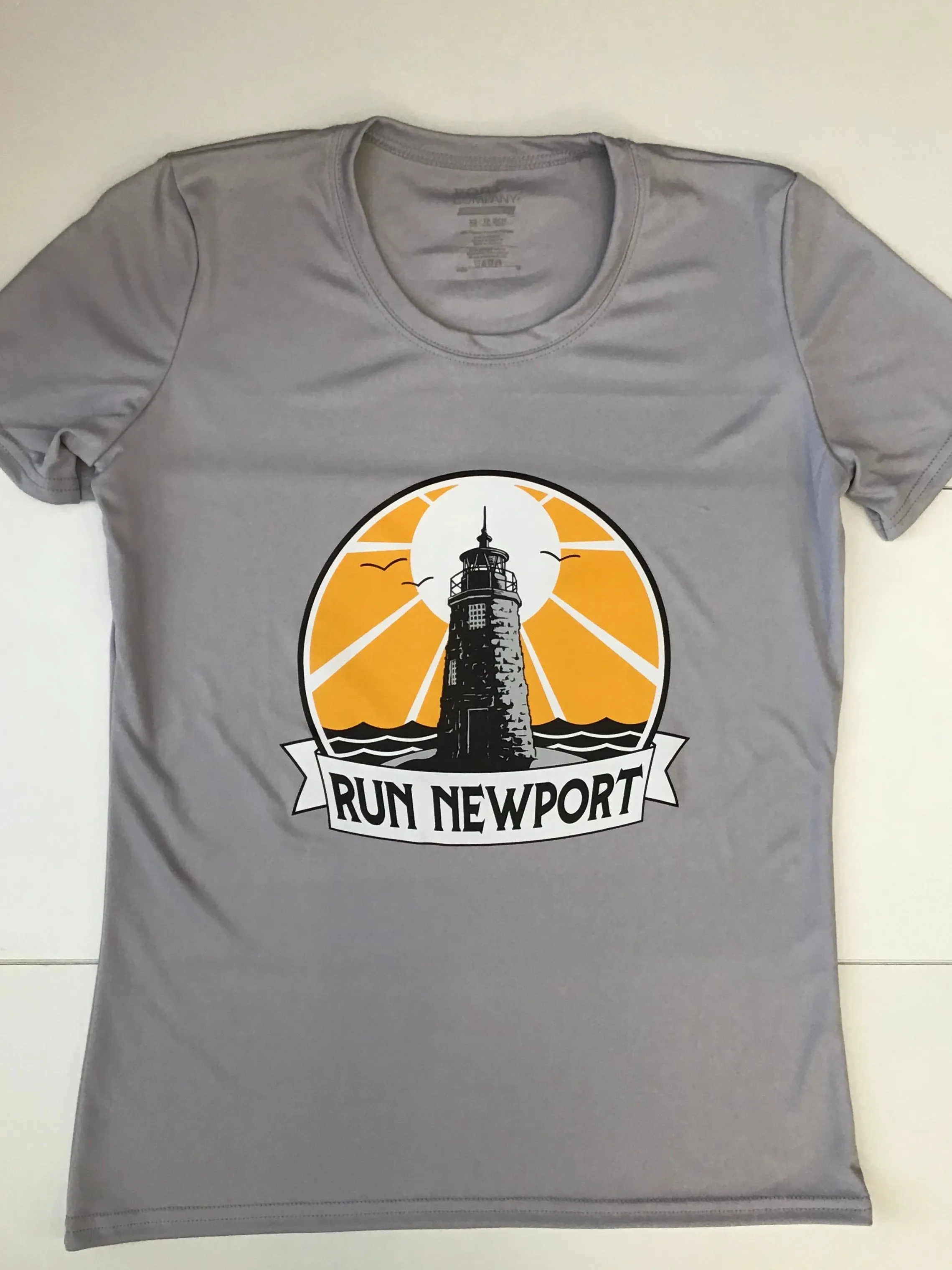 Run Newport Women's Tech-T Lighthouse